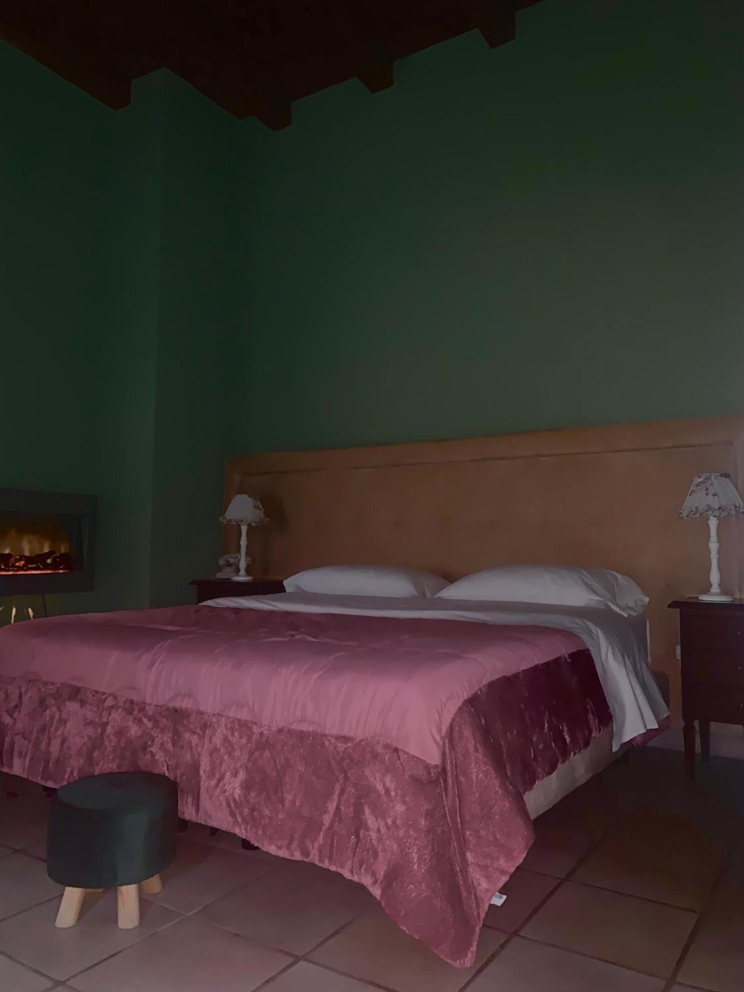 Boutique Hotel Palazzo Dei Vescovi Caserta Vecchia Zewnętrze zdjęcie